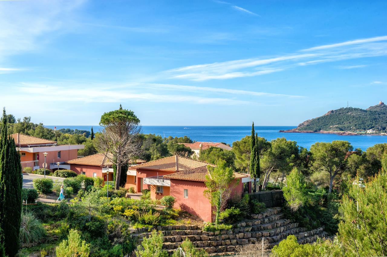 Village Club Les Mas De L'Esterel Сен-Рафаэль Экстерьер фото