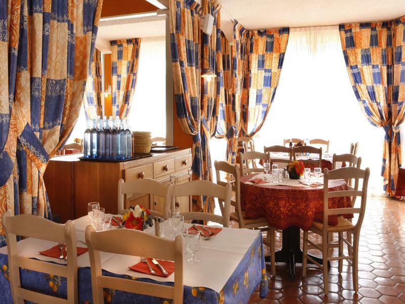 Village Club Les Mas De L'Esterel Сен-Рафаэль Экстерьер фото