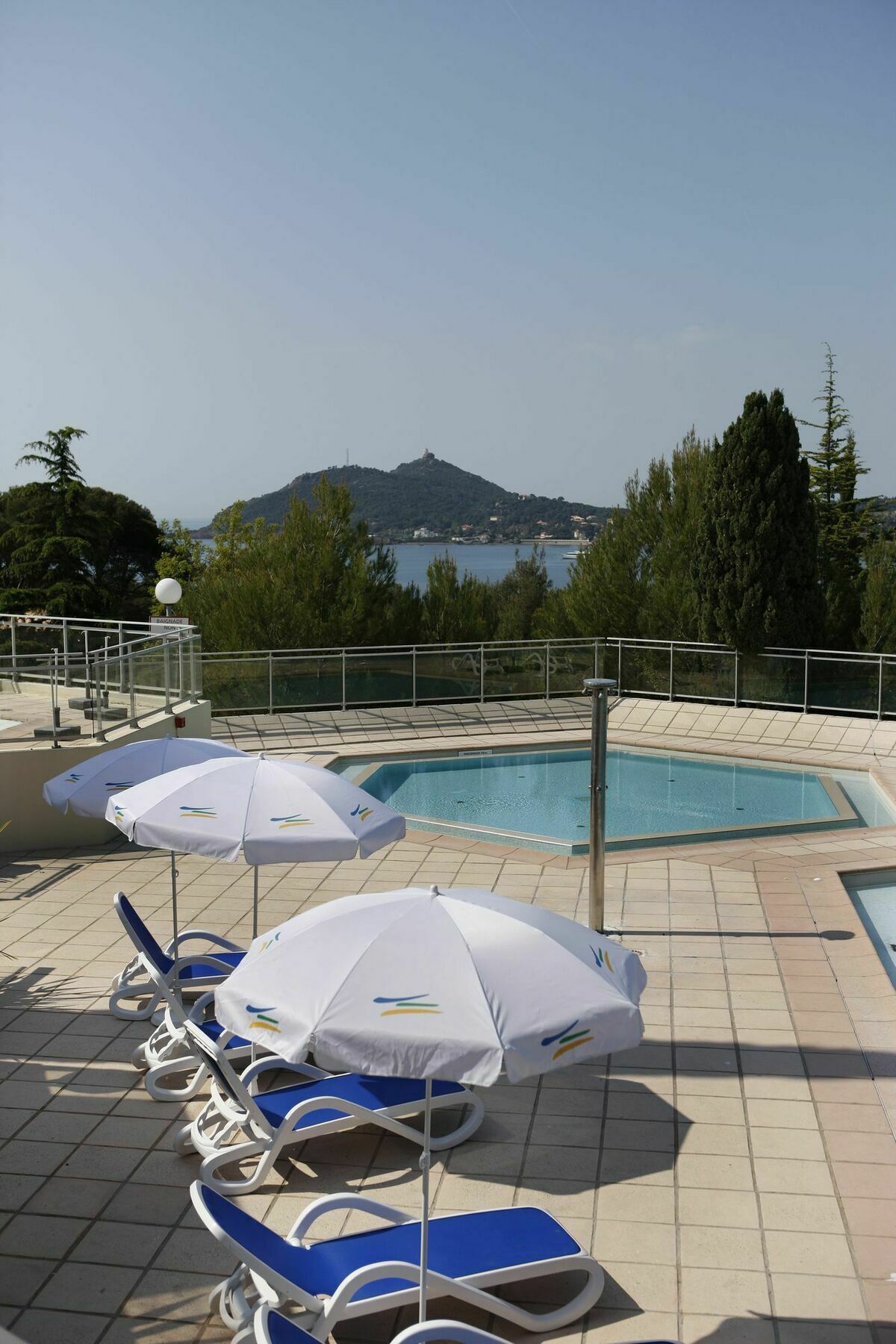 Village Club Les Mas De L'Esterel Сен-Рафаэль Экстерьер фото