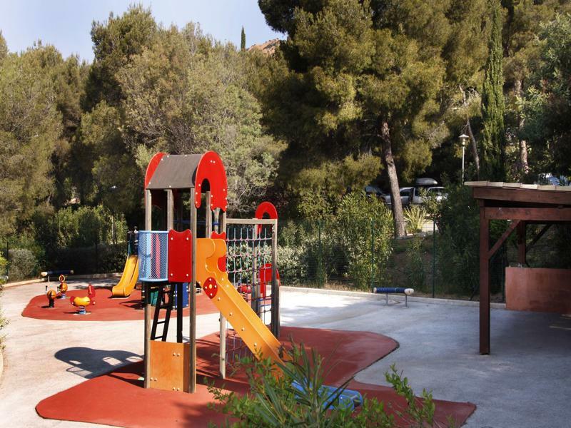 Village Club Les Mas De L'Esterel Сен-Рафаэль Экстерьер фото