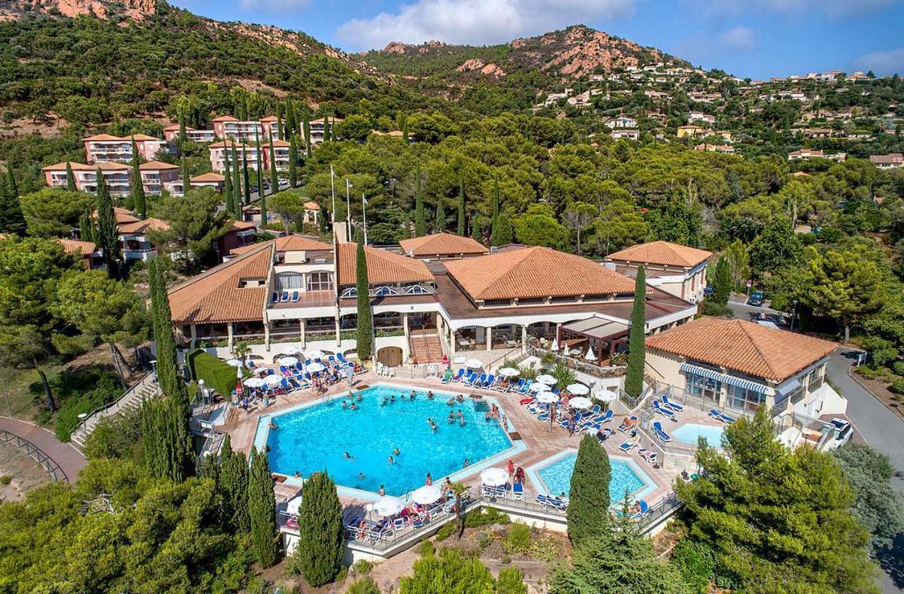 Village Club Les Mas De L'Esterel Сен-Рафаэль Экстерьер фото
